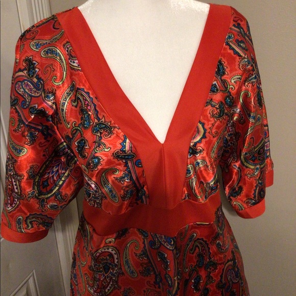 Multicolored Kimono styled dress. - Picture 4 of 11